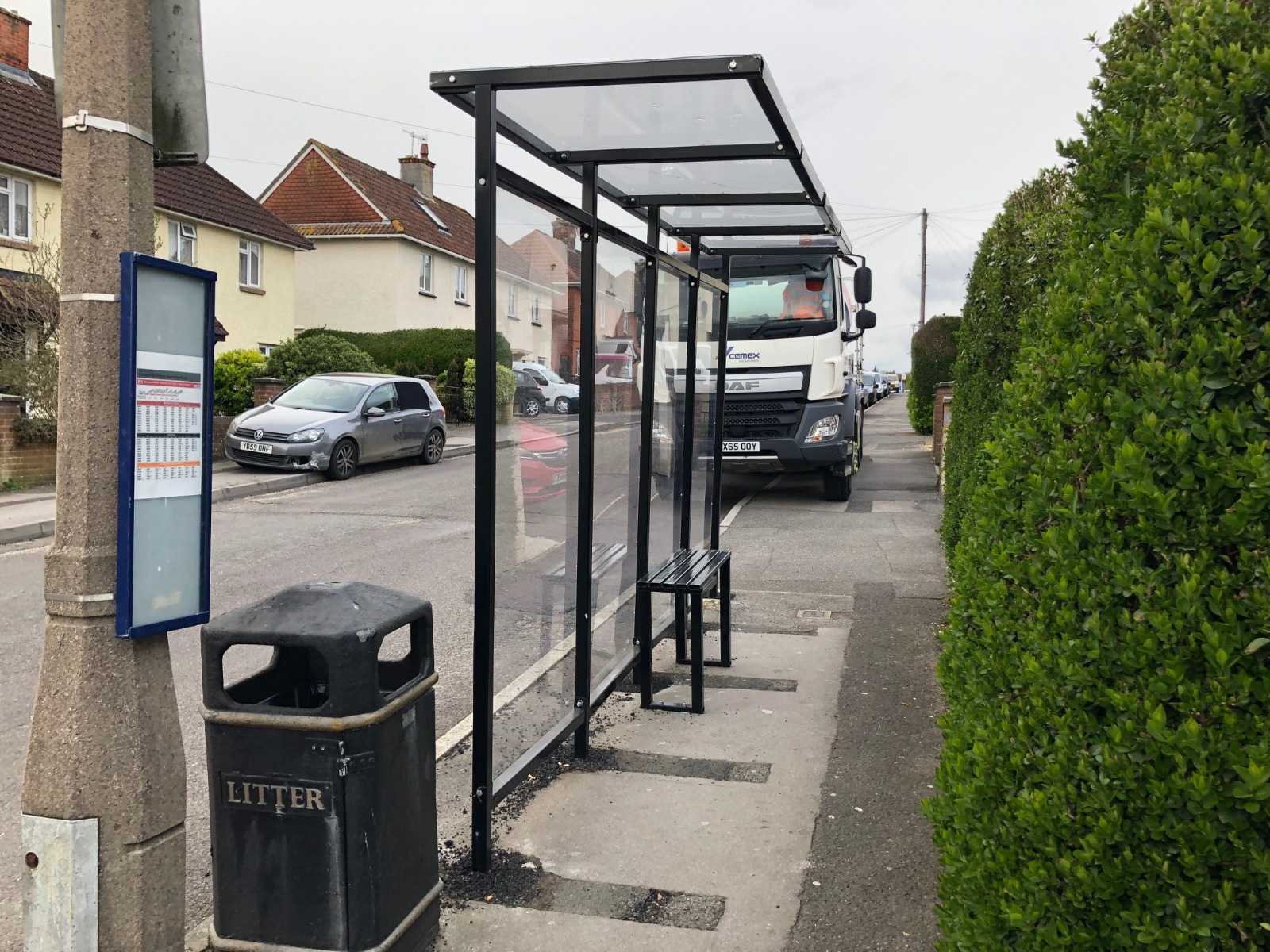 Cantilever Bus Shelter Image