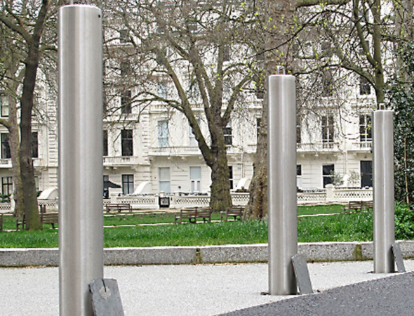 Image of a Shelter Store Bollard